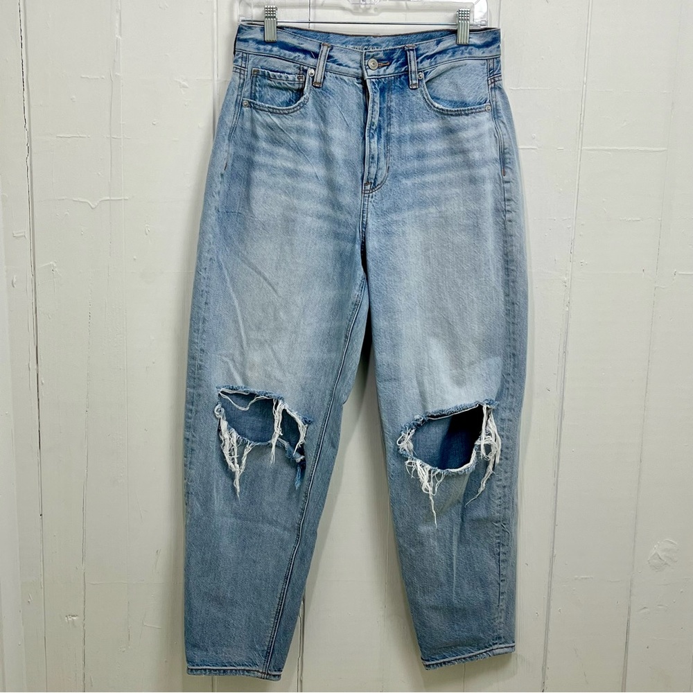 American Eagle Relaxed Mom Jeans